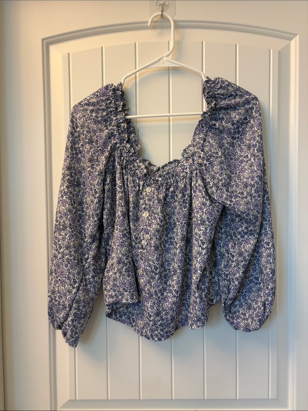 American Eagle Outfitters Lavender Floral Button-Front Peasant Blouse